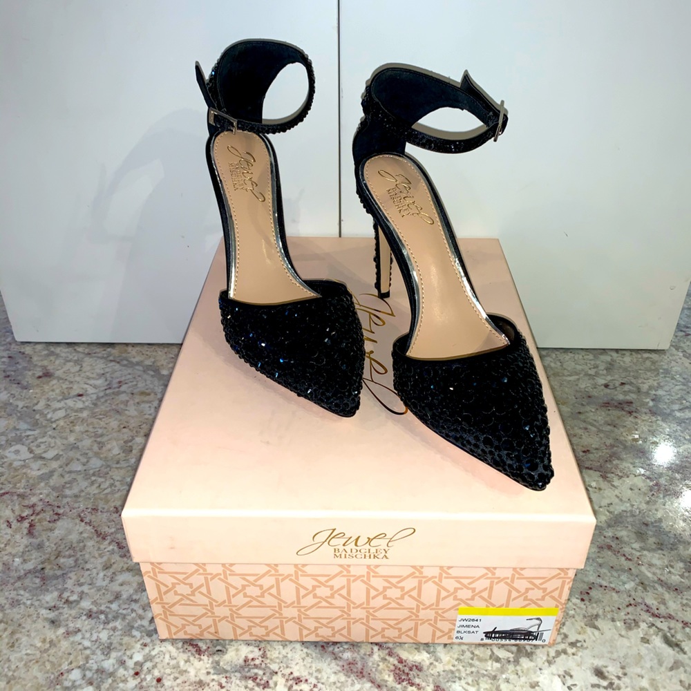 Badgley Mischka Black Strap On Heels